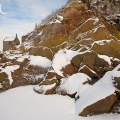 Rocher du Mont et chapelle Saint-Aubert sous la neige
