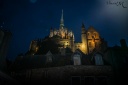 L1002311 Le Mont Saint-Michel la nuit.
